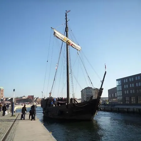 Steinbeck In The Estate Barn 度假居